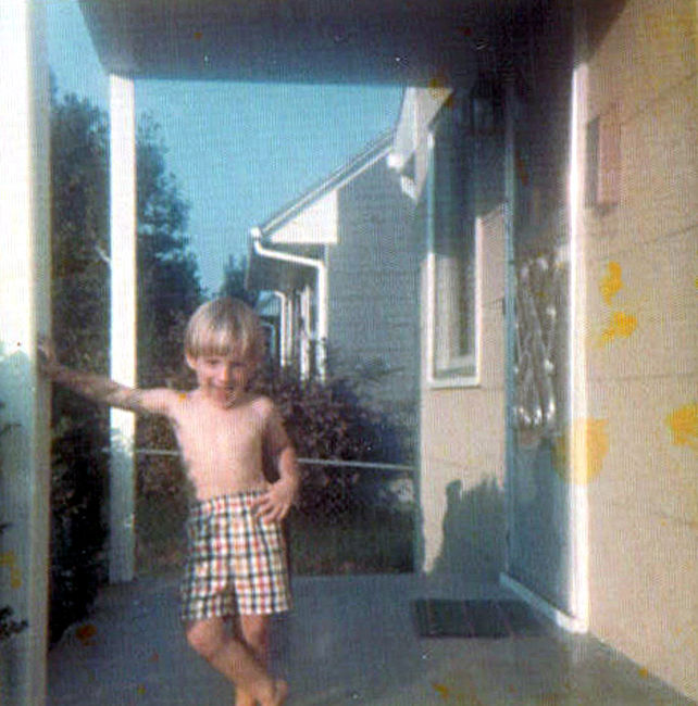 Mike on the front porch
Around 1977
Keywords: Mike