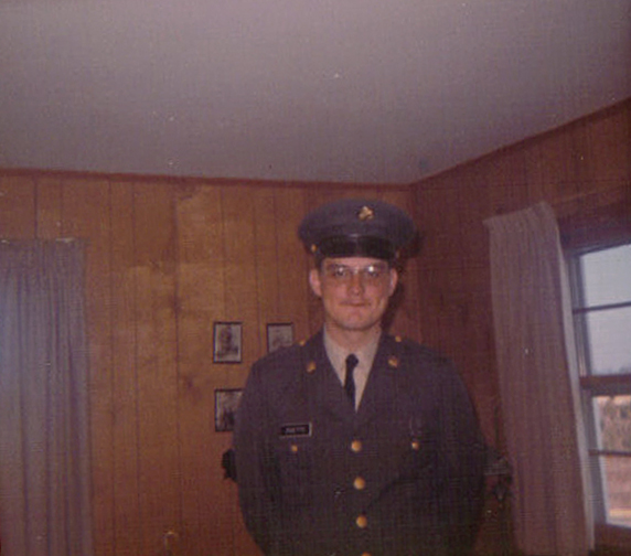 Dad in his uniform
around 1973
Keywords: Robert_Roetto