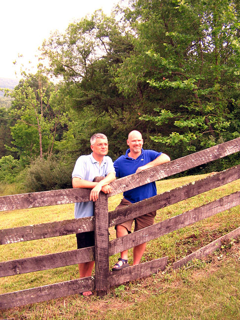 Dad and Ron
Deerfield, VA
July 4, 2006
Keywords: Ron_Phillips Bob_Roetto