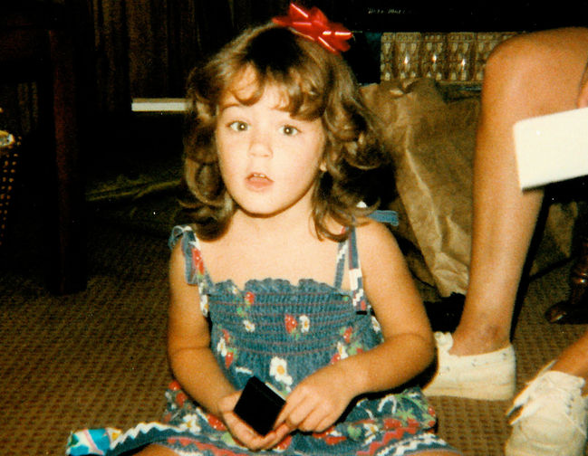 Emily's birthday
around 1983
Keywords: Emily birthday