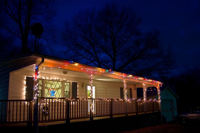 Christmas Lights on the house
Keywords: house