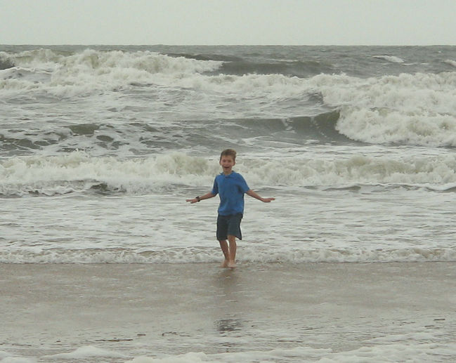 James at Virginia Beach
first time seeing the Atlantic Ocean
Oct. 2006
